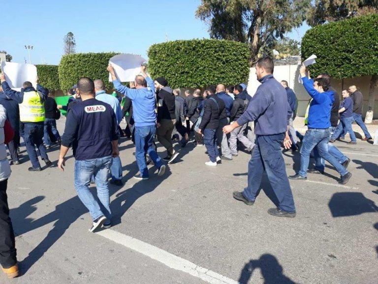 العبث بالأمن ممنوع والدولة ستضرب بيد من حديد