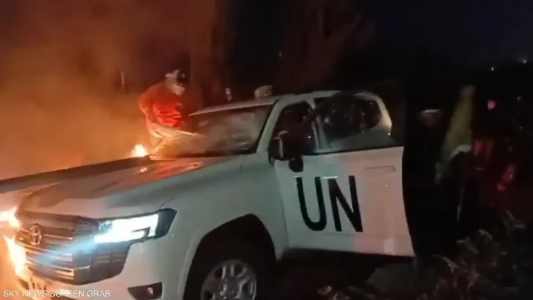 الشغب “الفالت” ينقض على الدولة واليونيفيل في يوم 14 شباط!