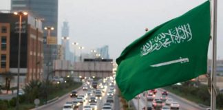 العاهل السعودي وولي العهد ورئيس الإمارات غابوا عن القمة العربية