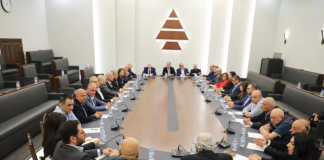 الكتائب: ضبط الحدود ضرورة ولا لإملاءات حزب الله على الدولة