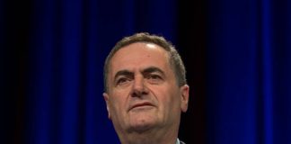 وزير الدفاع الإسرائيلي: حكومة لبنان تتحمل مسؤولية أي صاروخ يطلق من أراضيها