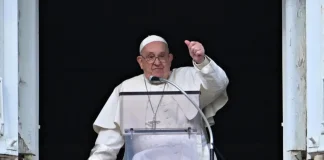 البابا يعود اليوم إلى الفاتيكان … و”إلقاء التحية والمباركة…