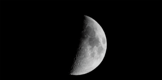 حدث فلكي استثنائي ونادر… ترقبوا ظهور علامة عملاقة على القمر هذا الأسبوع