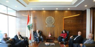سلسلة لقاءات لوزير الدفاع الوطني…