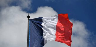 باريس تعارض أي رفع جديد للعقوبات عن سوريا إذا بقيت التجاوزات بدون عقاب