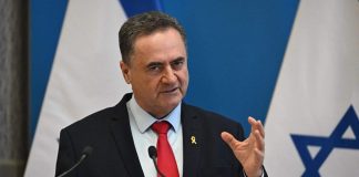 وزير الدفاع الإسرائيلي يصدر “تحذيرا أخيرا” لسكان غزة لإعادة الرهائن والتخلص من حماس