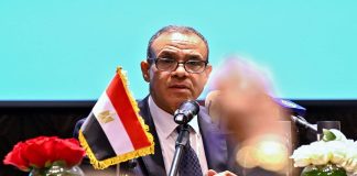 إتصال هاتفي بين وزير خارجية مصر وستيف ويتكوف