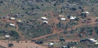 عائلات سورية نازحة إلى لبنان تعود إلى القصير