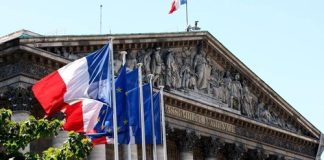 الخارجية الفرنسية تدعو جميع رعاياها إلى مغادرة الأراضي الإيرانية
