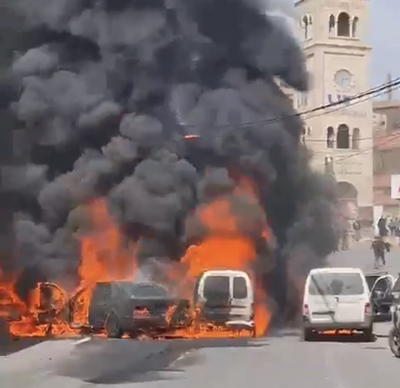 *معلومات عن تسجيل اصابات جراء الحريق الكبير في محطة للوقود في الهرمل*