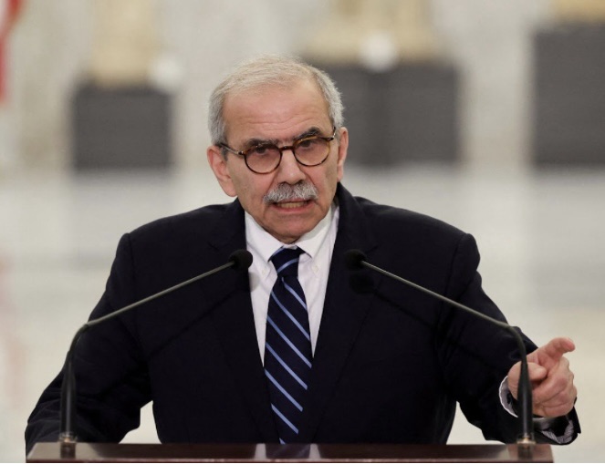 *سلام: كريم سعيد لم يكن مرشحي نظراً لحرصي على حقوق المودعين وعليه الالتزام بالسياسة المالية لحكومتنا الاصلاحية ووافقنا اليوم على مشروع قانون يتعلق بتعديل قانون السرية المصرفية*