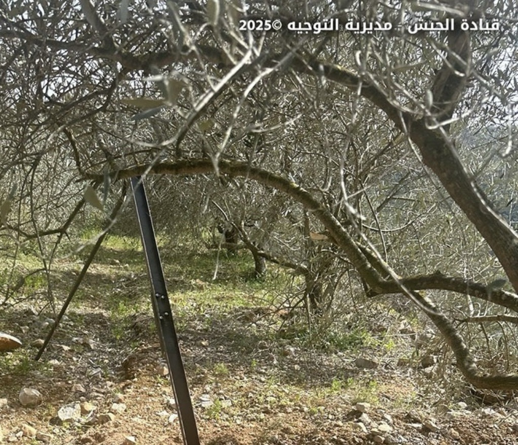 *بالصور ؛ الجيش اللبناني: تمكنا من تحديد موقع انطلاق الصواريخ’ في منطقة قعقعية الجسر – النبطية شمال نهر الليطاني، وباشرنا التحقيق لتحديد هوية مطلقيها*