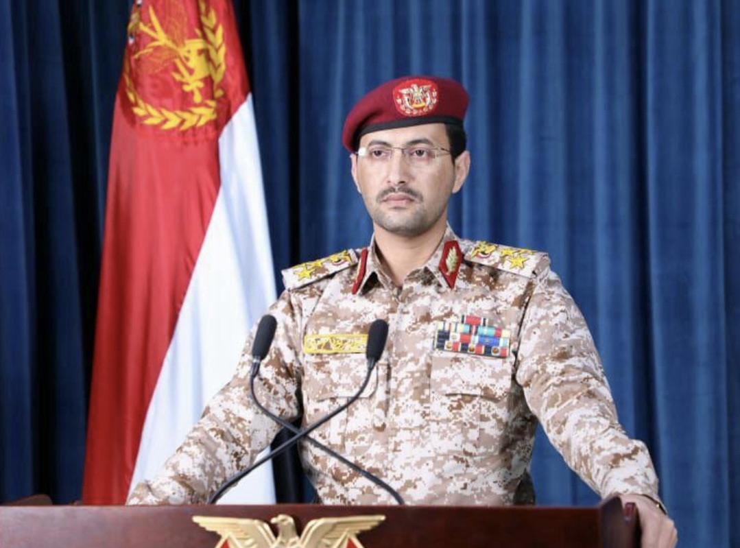 *القوات المسلحة’ اليمنية: استهدفنا مطار بن غوريون في منطقة يافا المحتلة’ بصاروخ’ باليستي “ذو الفقار” أصاب هدفه بنجاح*