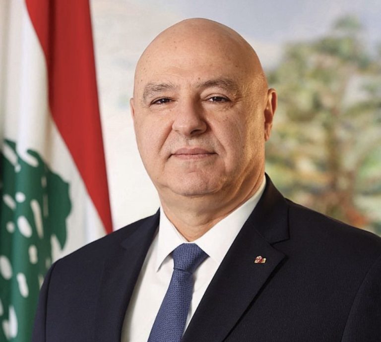 *الرئيس عون: سنعيد بناء لبنان الجديد، وعلينا الخروج من الزواريب الطائفية والمذهبية والحزبية، لمصلحة الوطن*