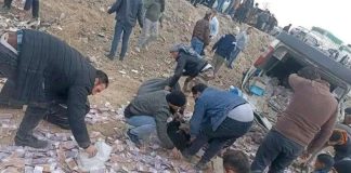 *بالصورة ؛ تطاير ملايين الليرات على اوتوستراد حمص-دمشق*