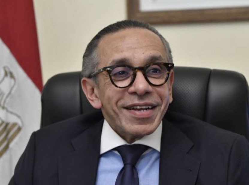 *السفير المصري من عين التينة: ما تقوم به اللجنة الفنية الآن هو الوصول إلى الصيغة التي تؤدي إلى الإنسحاب الإسرائيلي’ الكامل*