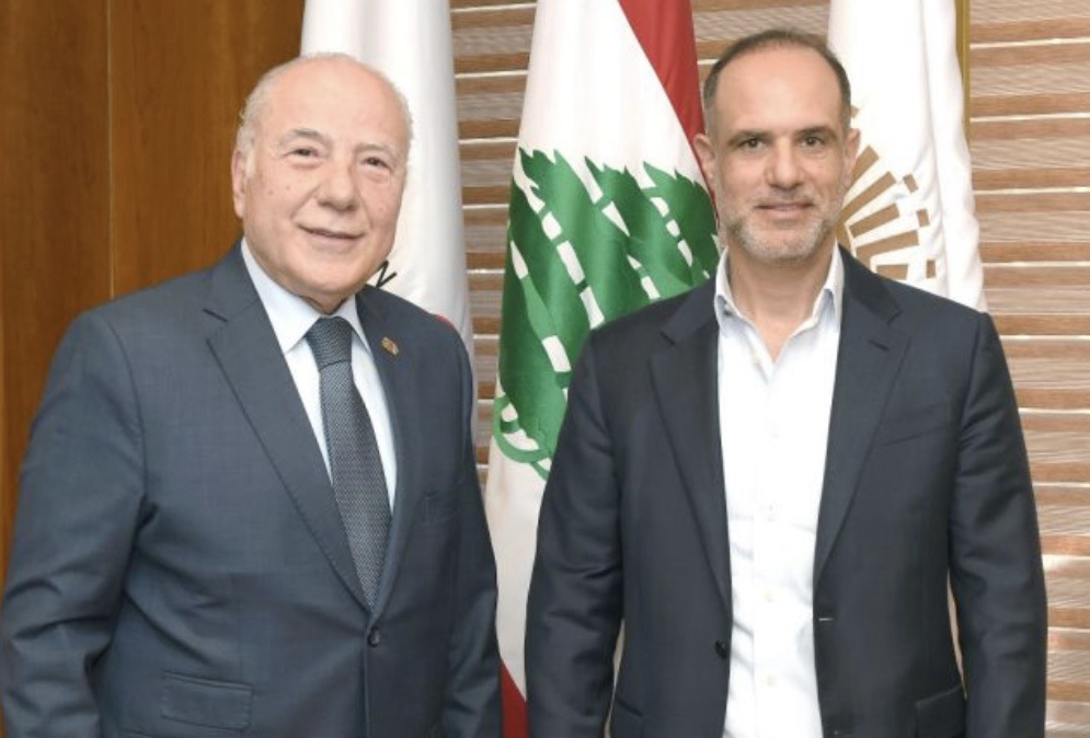 *وزير الأشغال والنقل من غرفة طرابلس بحث تطوير مرفأ طرابلس ومطار القليعات في عكار*