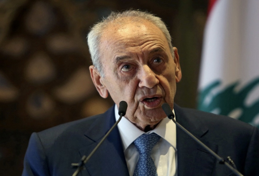 *رئيس مجلس النواب نبيه بري في ذكرى اغتيال كمال جنبلاط: لقد خاض معركة الحرية والديمقراطية والتبعية ومقاومة’ العدو’ الإسرائيلي’*