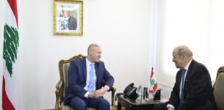 زيارة لودريان: فرنسا لن تتخلّى عن لبنان