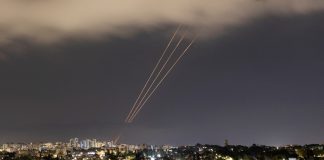 الحوثيون: استهدفنا مطار بن غوريون بصاروخ باليستي