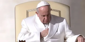الفاتيكان: الوضع الصحي للبابا فرنسيس يواصل التحسن