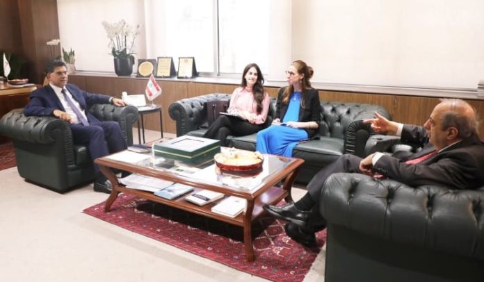 5a2da8d0-b940-494d-ae89-8919be848aa3