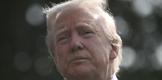 الرئيس الأميركي دونالد ترامب يلتقي الرئيس السوري أحمد الشرع في الرياض