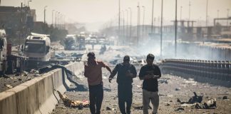 تقرير بريطاني يكشف سبب انفجار ميناء الشهيد رجائي في بندر عباس