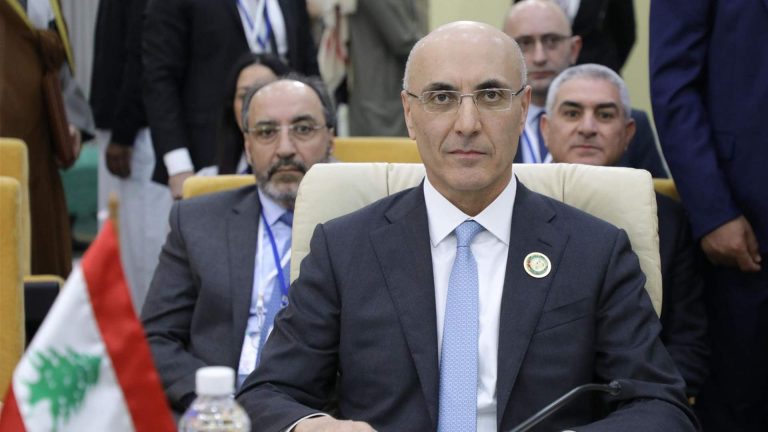 بعد عمليات سطو على عدد من الصيدليات..وزير الداخلية: نتابع الموضوع