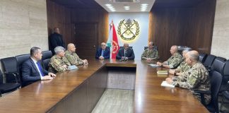 جولة عسكرية للرئيس عون: كونوا يدا واحدة وقلبا واحدا.. وارفضوا أي ضغط