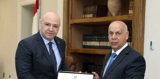 الرئيس عون تسلم دعوة من الرئيس العراقي لحضور القمة العربية المقبلة في بغداد