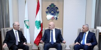 بالصور عون يزور الأمن العام والأمن الداخلي: نفذوا القوانين وحققوا مصلحة لبنان فقط