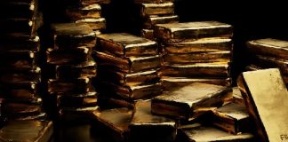 رويترز: الذهب يصعد في المعاملات الفورية 1% إلى 3013.42 دولار للأوقية