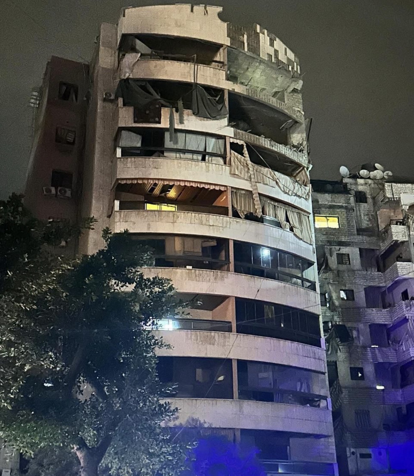 *وزارة الصحة: ٣ شهداء’ و٧ إصابات من بينهم ٢ بحالة حرجة في حصيلة محدثة للغارة’ الاسرائيلية’ على الضاحية الجنوبية*