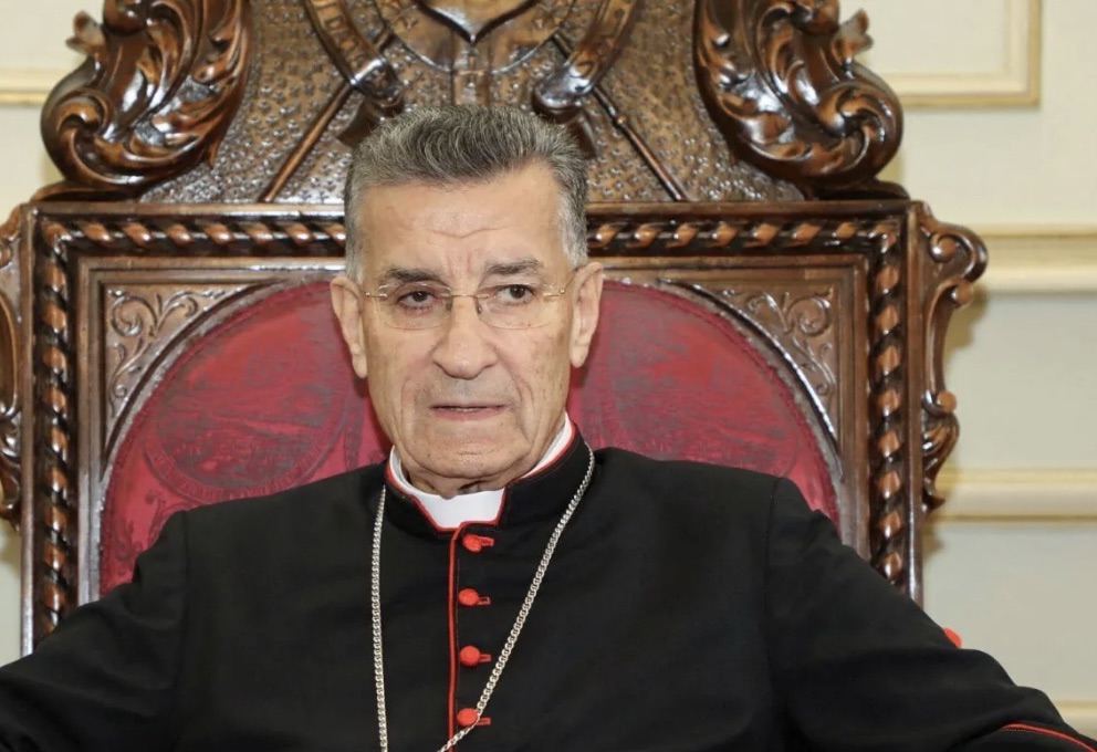 *الراعي بعد لقائه عون: أنا ضد ما يحصل من خروقات من جانب واحد لإتفاق وقف إطلاق النار والعمل الدبلوماسي والحل ليس عسكريًا بل دبلوماسيًا ولا يمكن أن نستمر بسلاحين وجيشين*