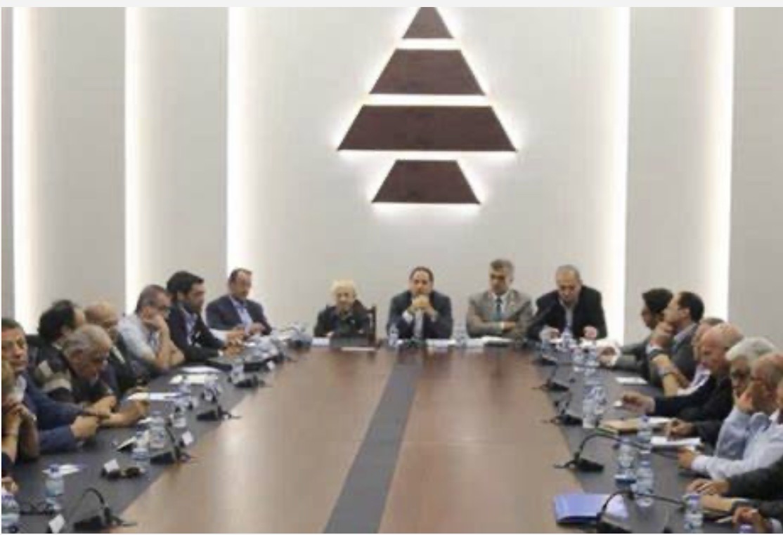 *الكتائب: على الحكومة تحديد جدول زمني لتسليم السلاح’*