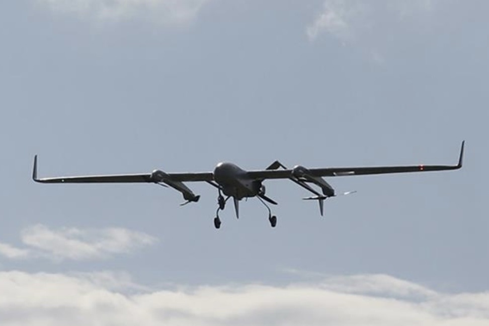 جريحان في الغارة على السيارة في الطيبة