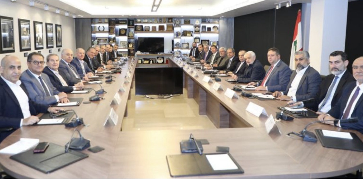 *الهيئات الإقتصادية تبحث مع وزير الطاقة والمياه مختلف جوانب أزمة الكهرباء وخطط الوزارة لمعالجتها*