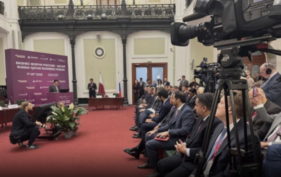 *أمير قطر: سوريا تمر بمرحلة دقيقة وحساسة ومن مصلحة الجميع دعمها*