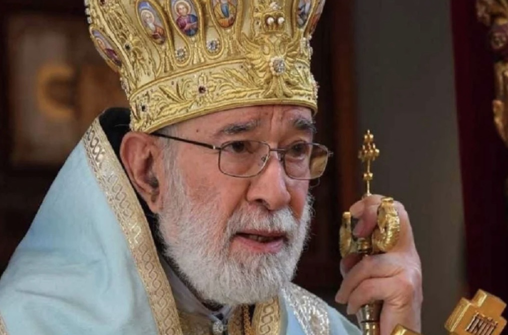 *عودة في قداس الفصح: بلدنا على مفترق طرق ومن يحمل السلاح’ عليه التخلّي عنه*