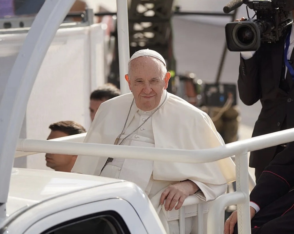 *جنبلاط: وفاة البابا فرنسيس خسارة للإنسانية*