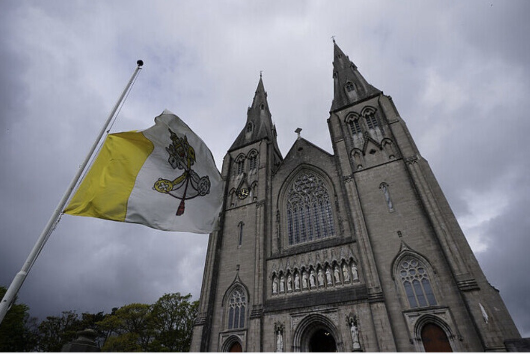 *من هم أبرز المرشحين لخلافة البابا فرنسيس؟*