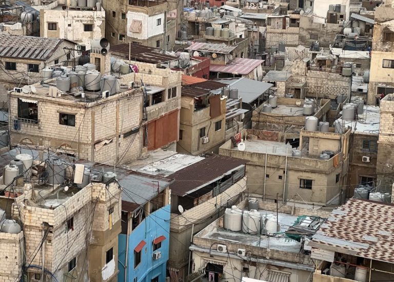 *مصادر لـ”الحدث”: تفاهمات فلسطينية – لبنانية على تسليم السلاح’ الفلسطيني بالمخيمات وتحضيرات لزيارة مرتقبة للرئيس محمود عباس إلى لبنان*
