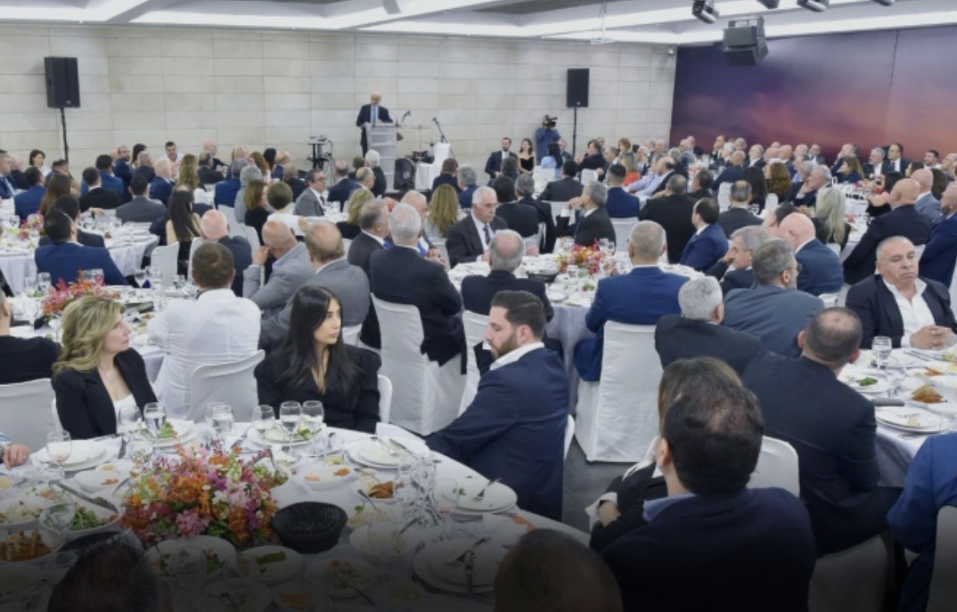 *جعجع في عشاء منسقيّة المتن: انتقلنا من وضع خطير جداً إلى أكثر استقراراً ولكن لن نتمكن من التوغل الكامل في أرض الأمان ما لم تقم دولة فعلية وتطبق الإصلاحات*