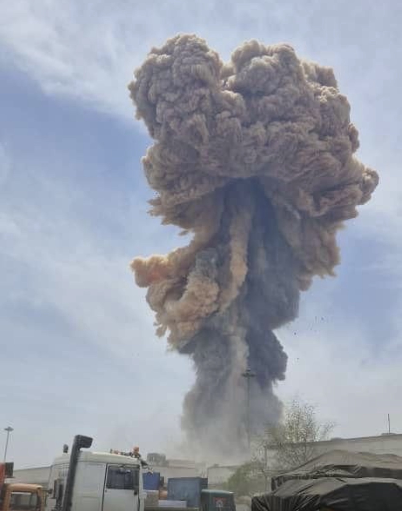 *انفجار مجهول المصدر يهز ميناء بندر عباس جنوب إيران’*