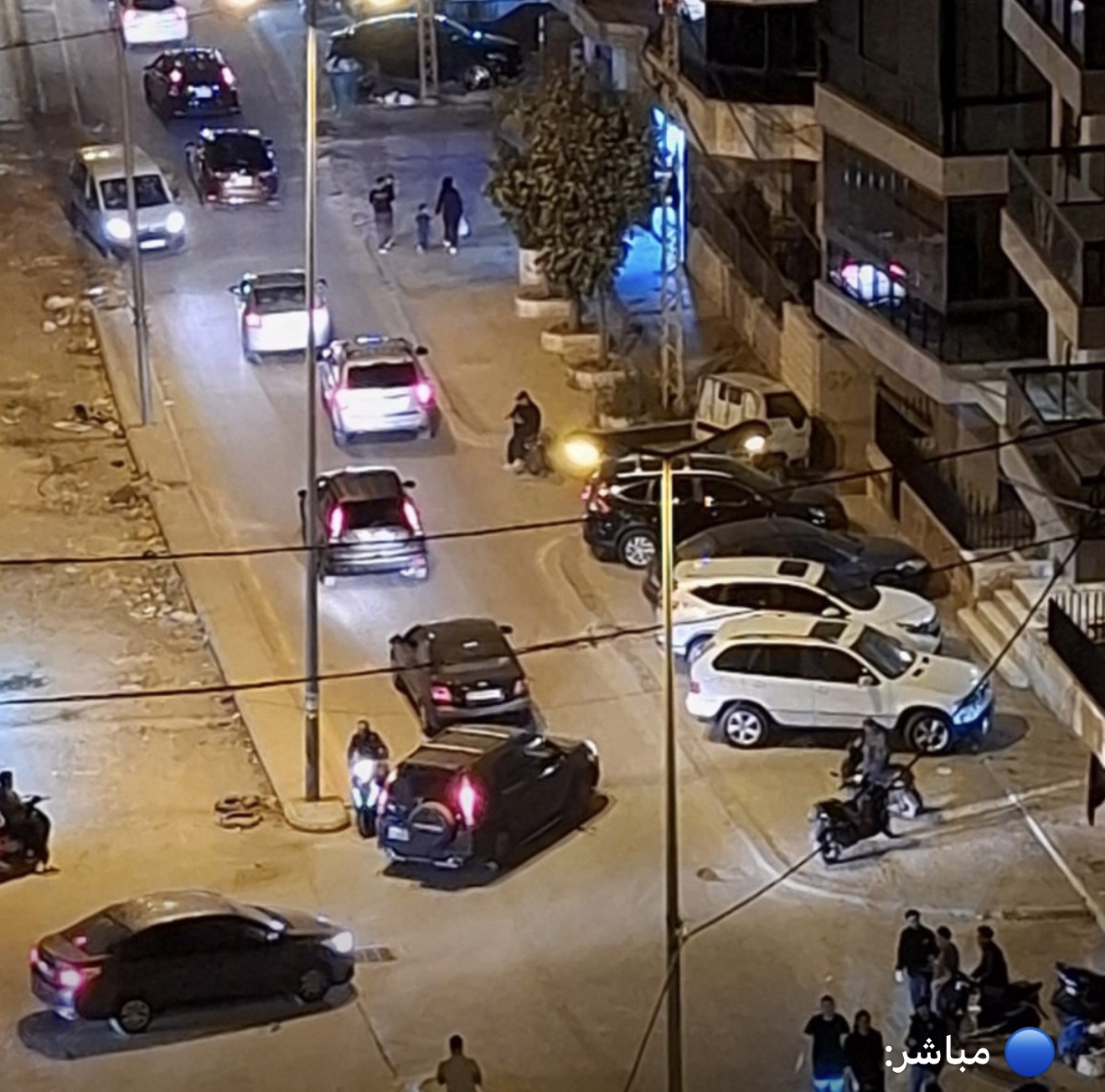 *عاجل: حزب الله’ يطلب عبر مكبرات الصوت من الأهالي المتواجدين بجوار المكان المستهدف -المغادرة ليوم الغد والمشهد في (فيديو) من الضاحية الجنوبية هذه الأثناء*