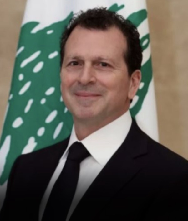 *شحادة خلال توقيع مذكرة تفاهم لتوفير شبكة الانترنت والتكنولوجيا: بداية لمسار طويل هدفه تطوير البلد*