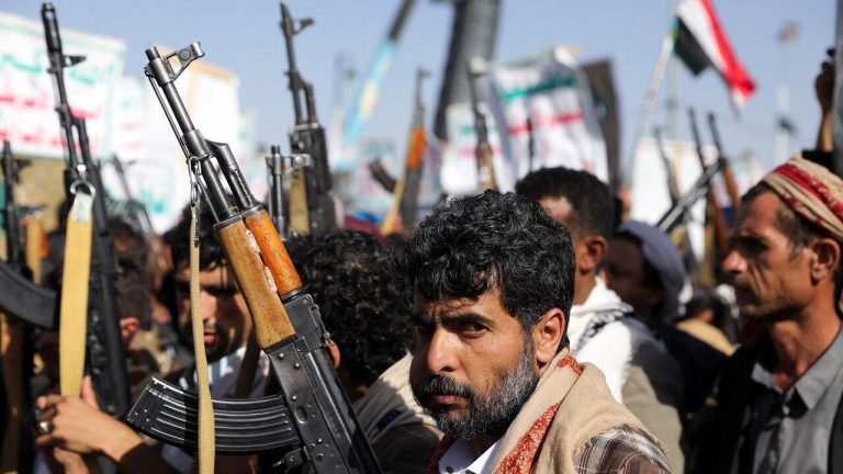 القسام : مجا هدونا يخوضون اشتباكات ضارية مع جنود الاحتلال من المسافة صفر ويوقعون جنود العدو بين قتيل وجريح شرق مخيم جباليا شمال القطاع