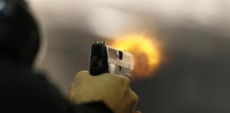 اطلق النار على عمه في مشمش العكارية واصابه في بطنه بسبب خلافات عائلية