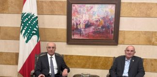 وصل وزير الدفاع الوطني ميشال منسى إلى وزارة الداخلية والبلديات على ان يتفقد مع الوزير أحمد الحجار غرفة العمليات الخاصة بالانتخابات البلدية والاختيارية .